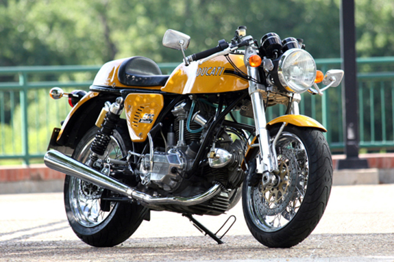 1978_Ducati_900GTSport